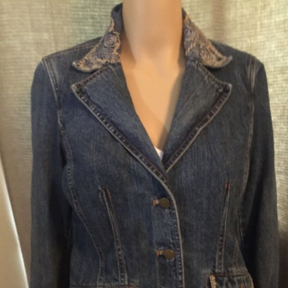 Axcess (Liz Claiborne) Sz 8 Jean Jacket w/embroidery - Picture 4 of 8
